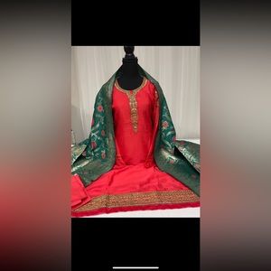 Women dress